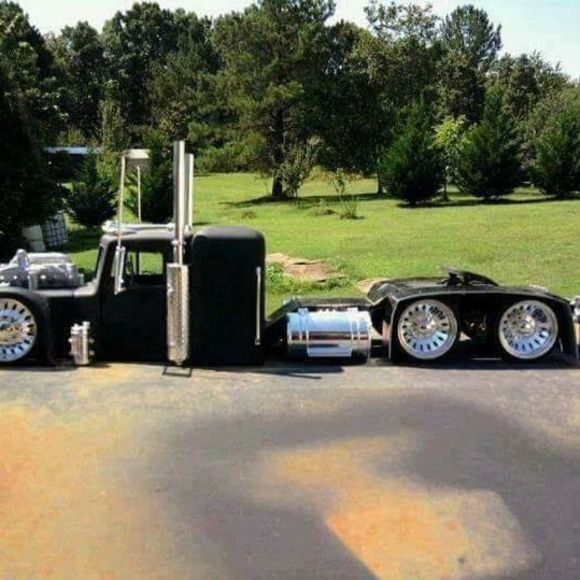 Meet your Posher, Carlos - Picture 1 of 1